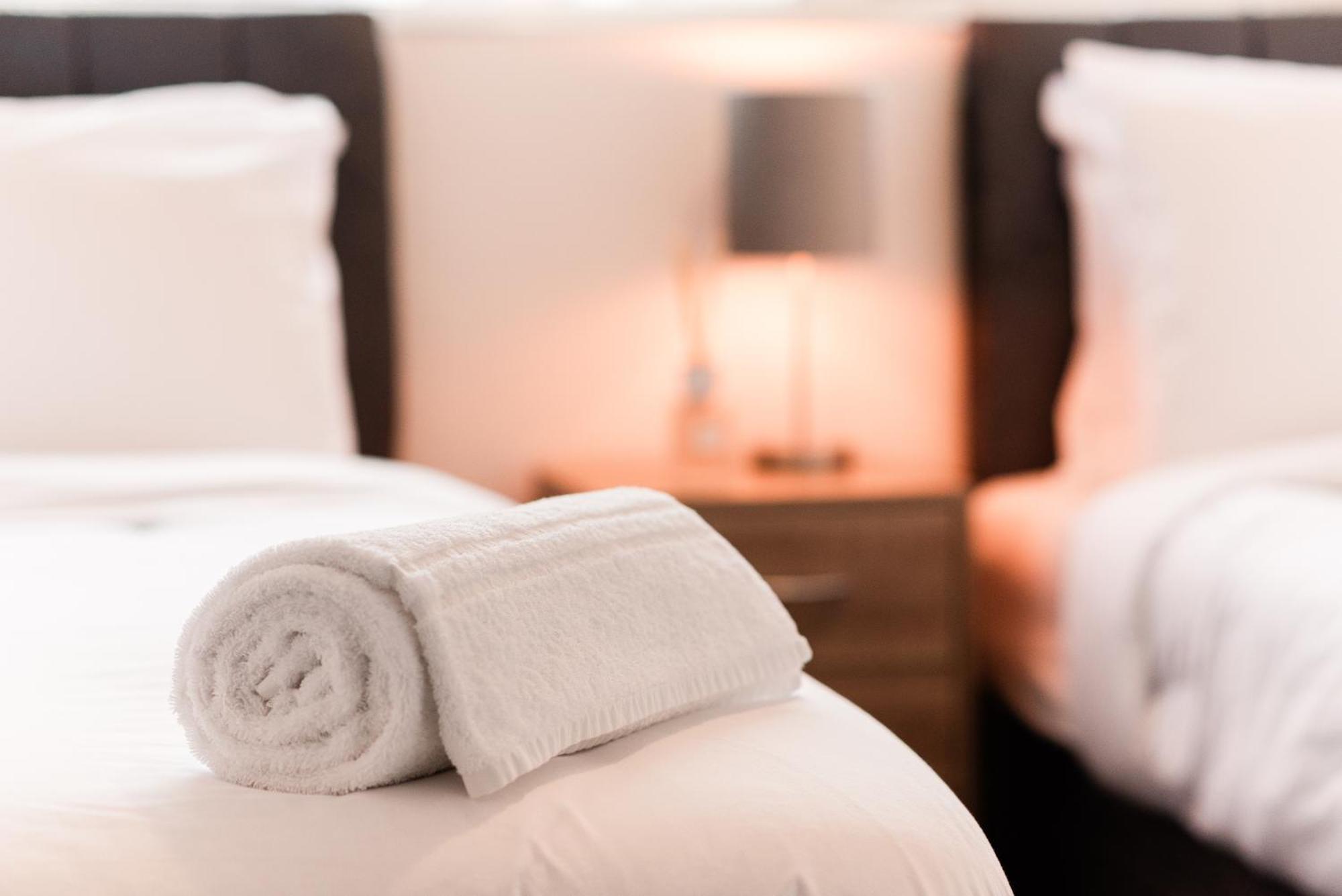 Hotel Westwood Court Galway Esterno foto