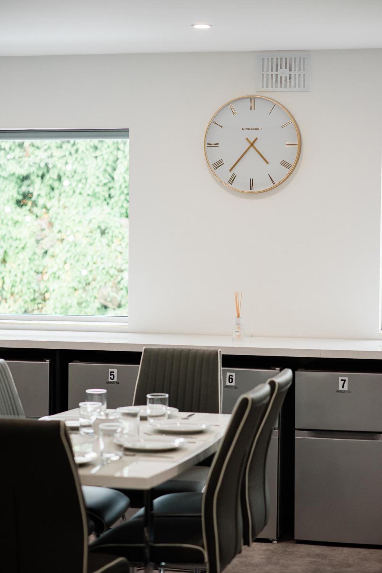 Hotel Westwood Court Galway Esterno foto