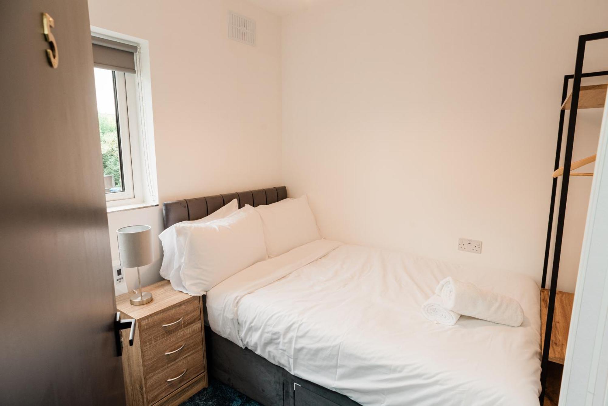 Hotel Westwood Court Galway Esterno foto